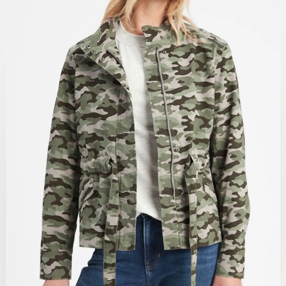 Banana Republic Womens Camo Utility Jacket Green Vintage Field Coat Petite Small